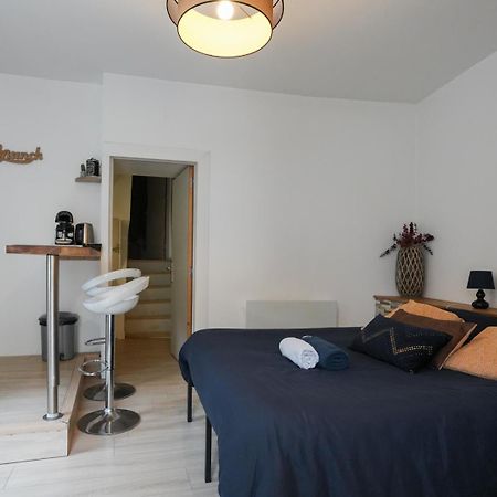 Studio moderne et calme hypercentre de Cholet Eksteriør billede